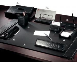 Executive Leather 9 - PC Desk Set